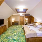 Gold Hotel